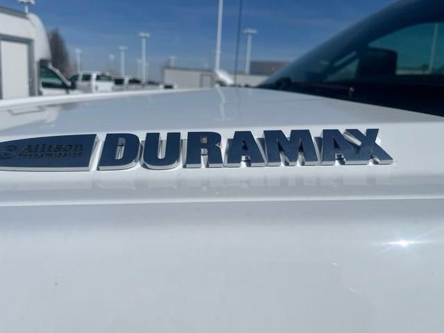 New 2024 Summit White Chevrolet Work Truck image 14