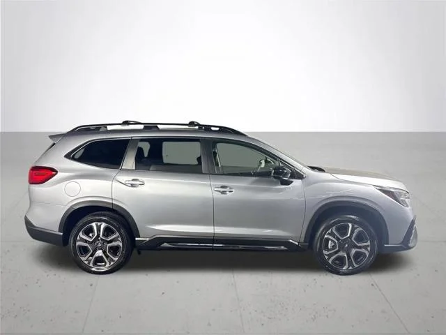 New 2026 ICE SILVER METALLIC Subaru Limited 7-Passenger image 5