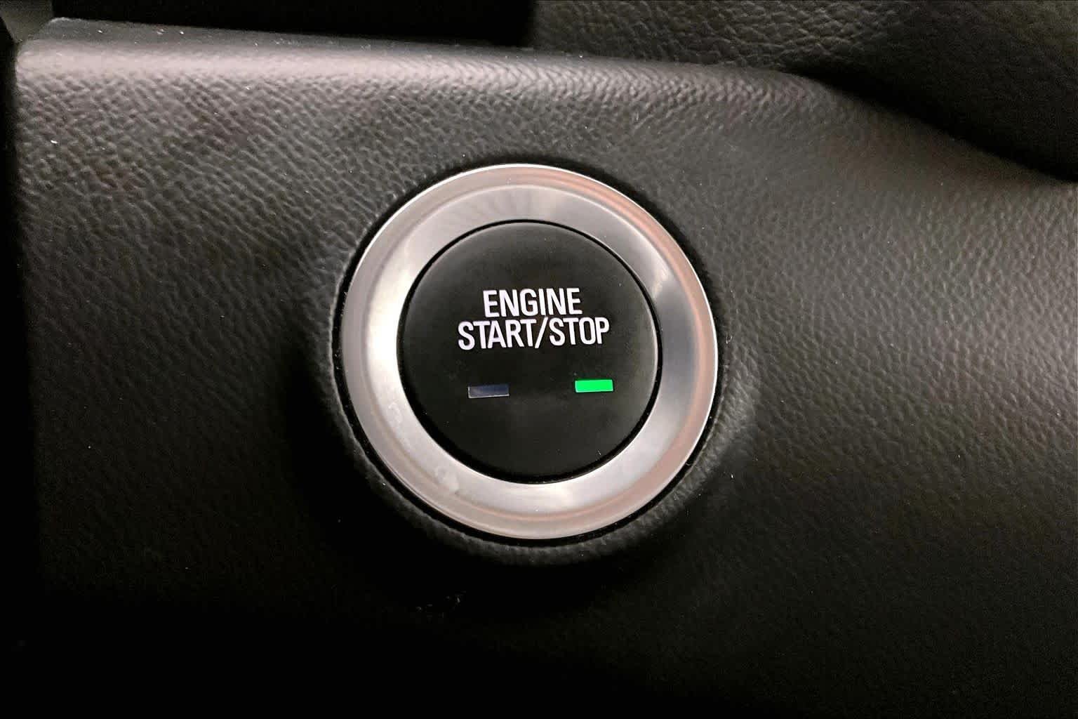 Used 2024 Downpour Metallic GMC Denali image 31
