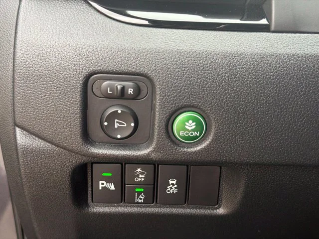 Used 2022  Honda Touring image 32