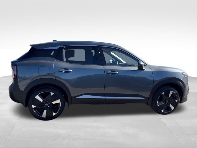 Used 2025 Gray Nissan SR image 7