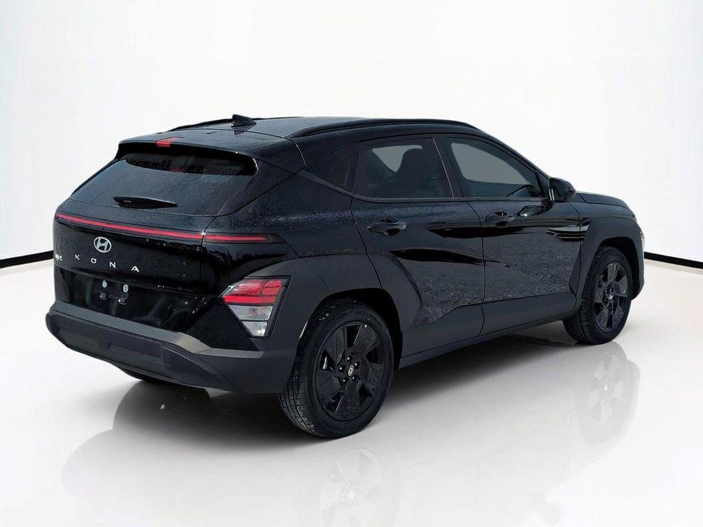 New 2027 Black Hyundai SEL Sport FWD image 5