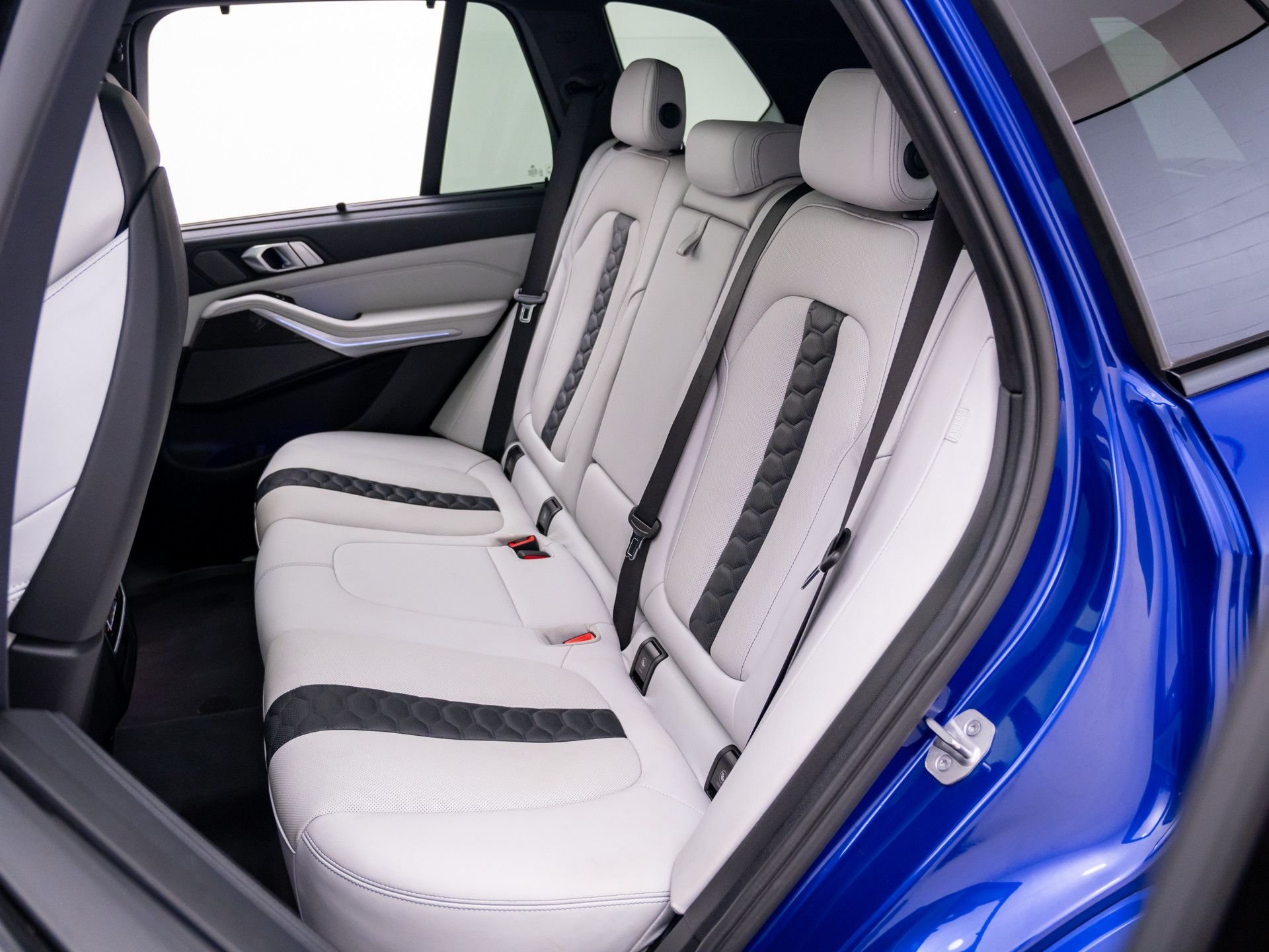 Used 2023 Blue BMW Base image 18