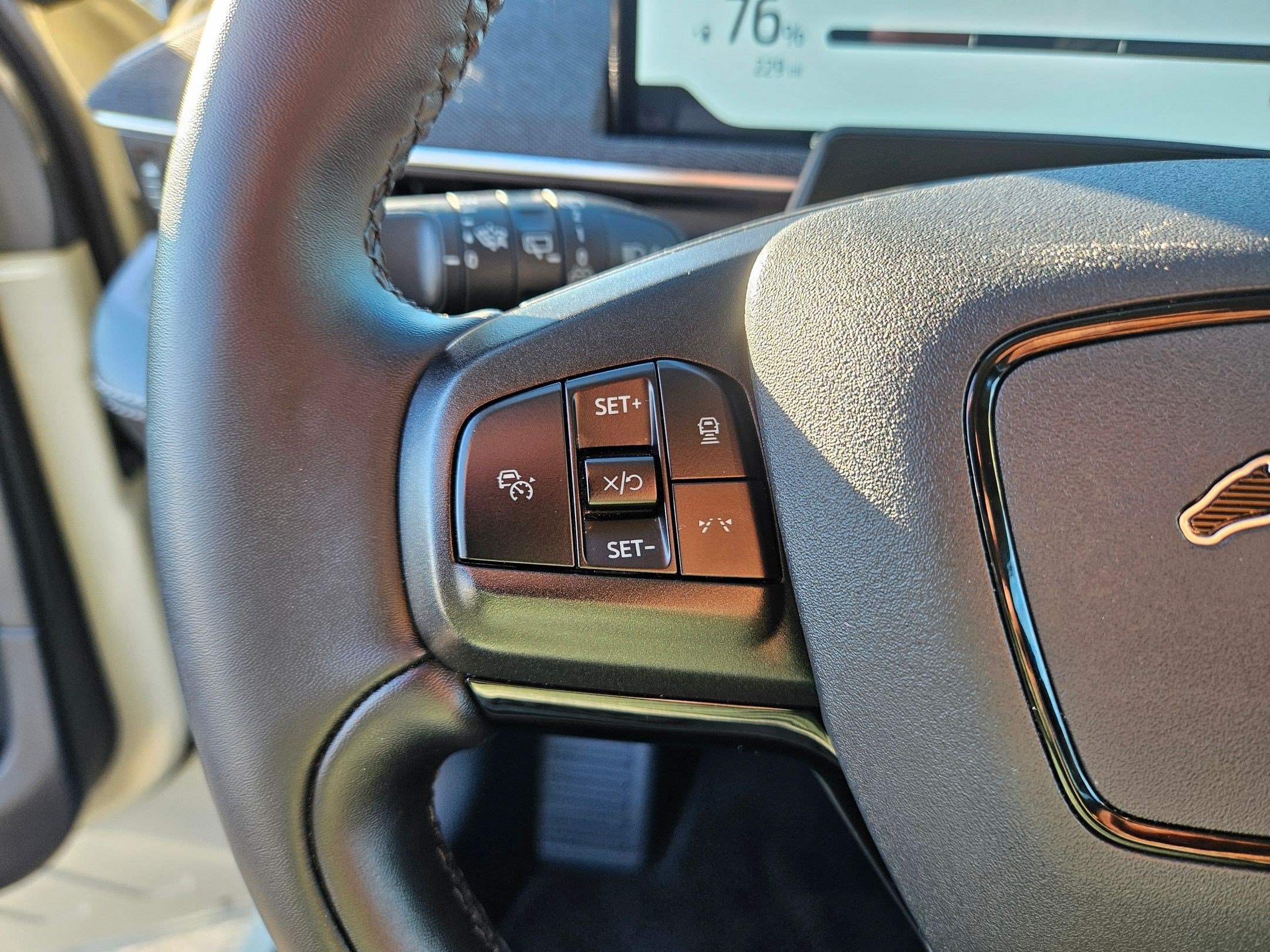 Certified Used 2025 Beige Ford Premium image 17