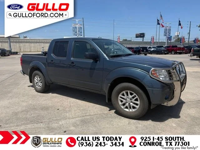 Used 2014 Graphite Blue Nissan SV image 2