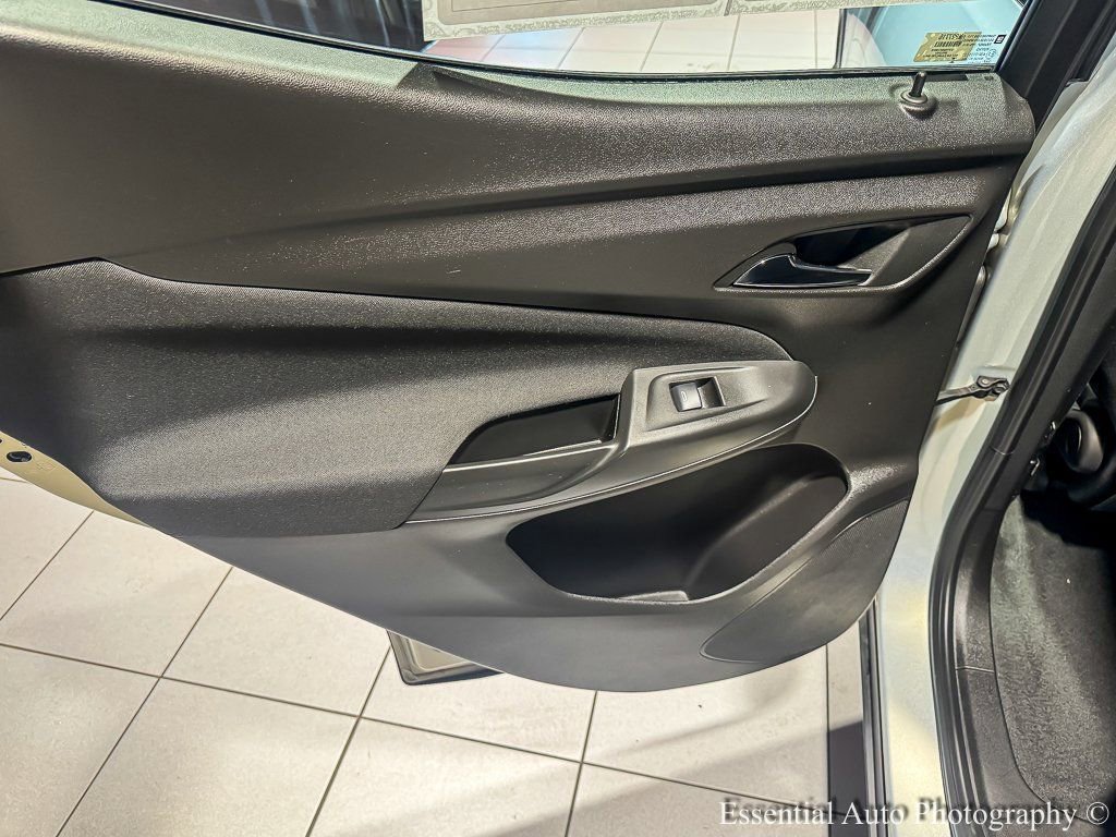 2023 CHEVROLET BOLT EUV - Image 26