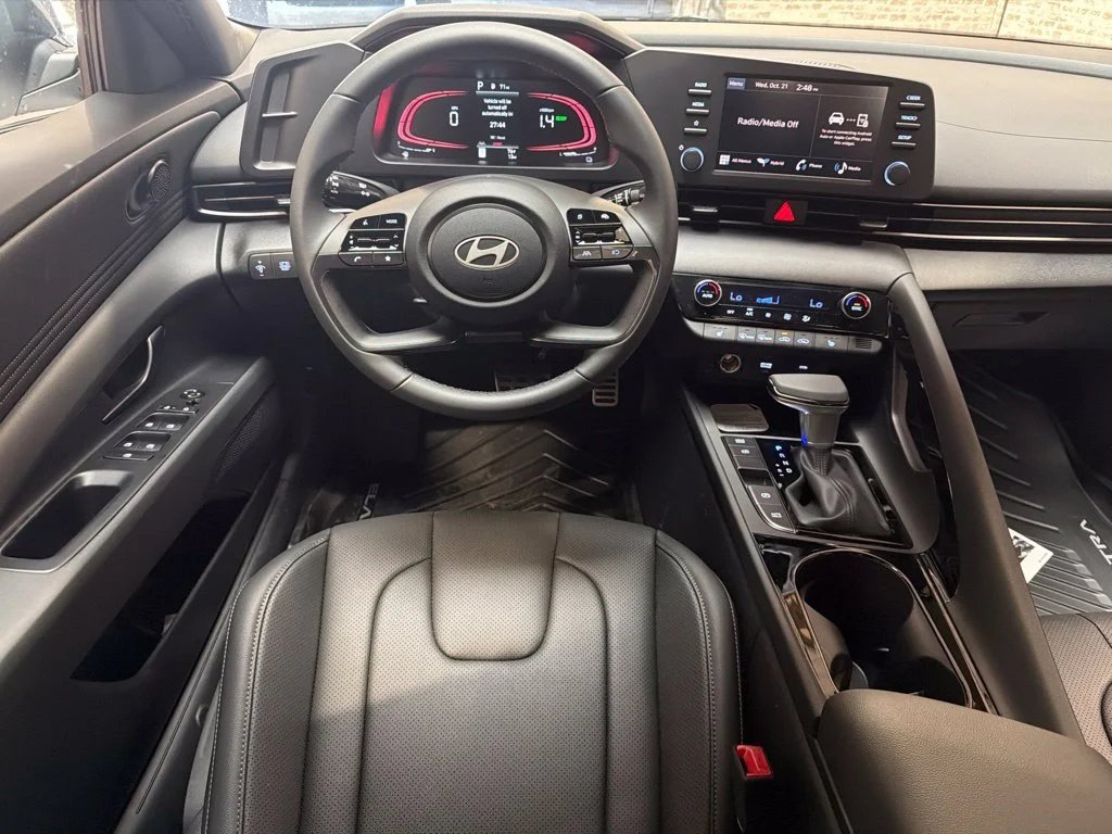 New 2026 Serenity White Hyundai SEL Sport image 15