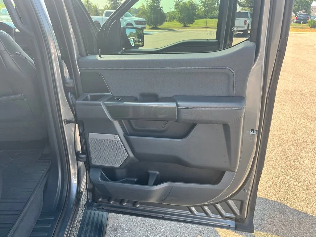 Used 2023 Gray Ford Lariat image 10