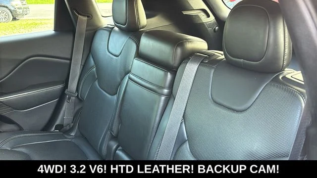 Used 2014 Black Jeep Limited image 25
