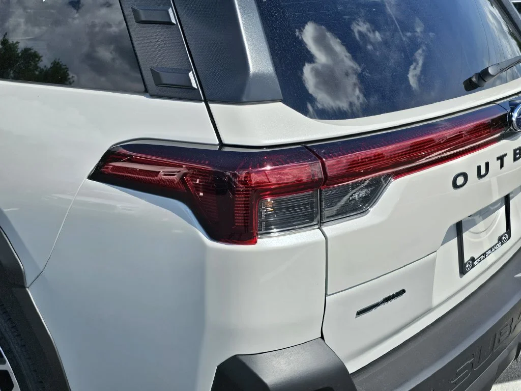 New 2026 CRYSTAL WHITE PEARL Subaru Touring image 7