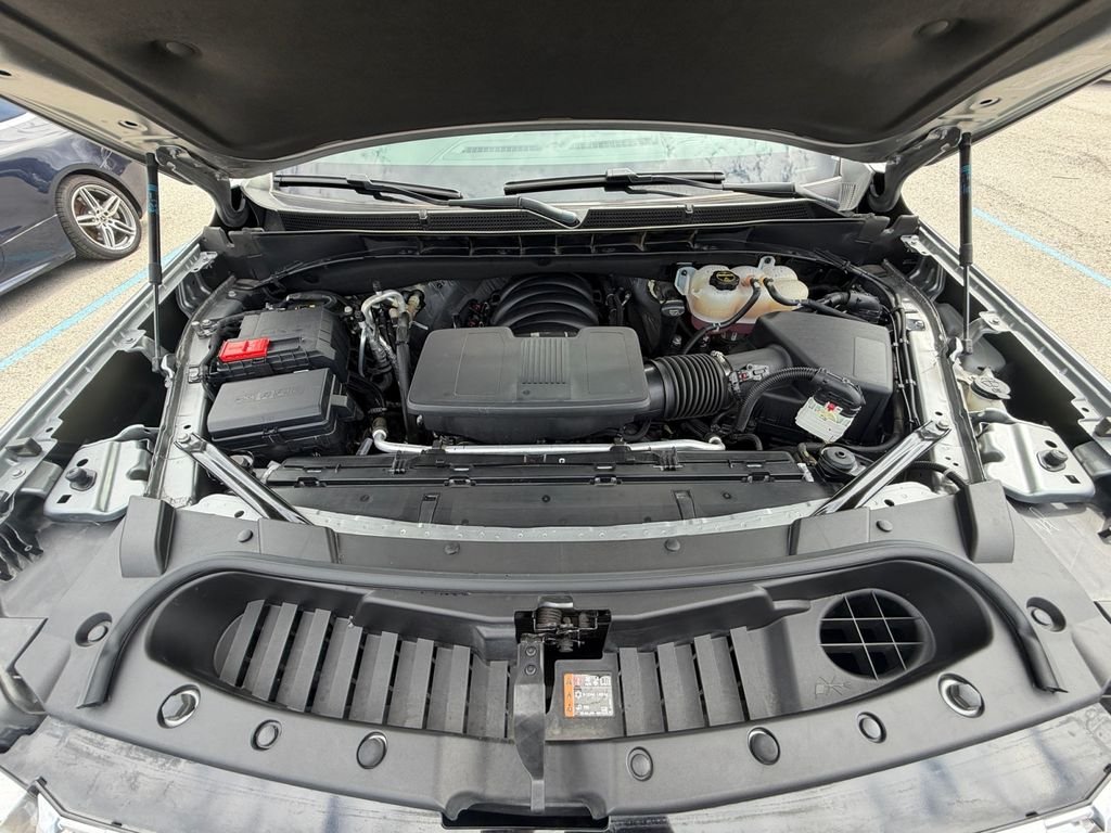 Used 2024 Silver GMC Denali image 20