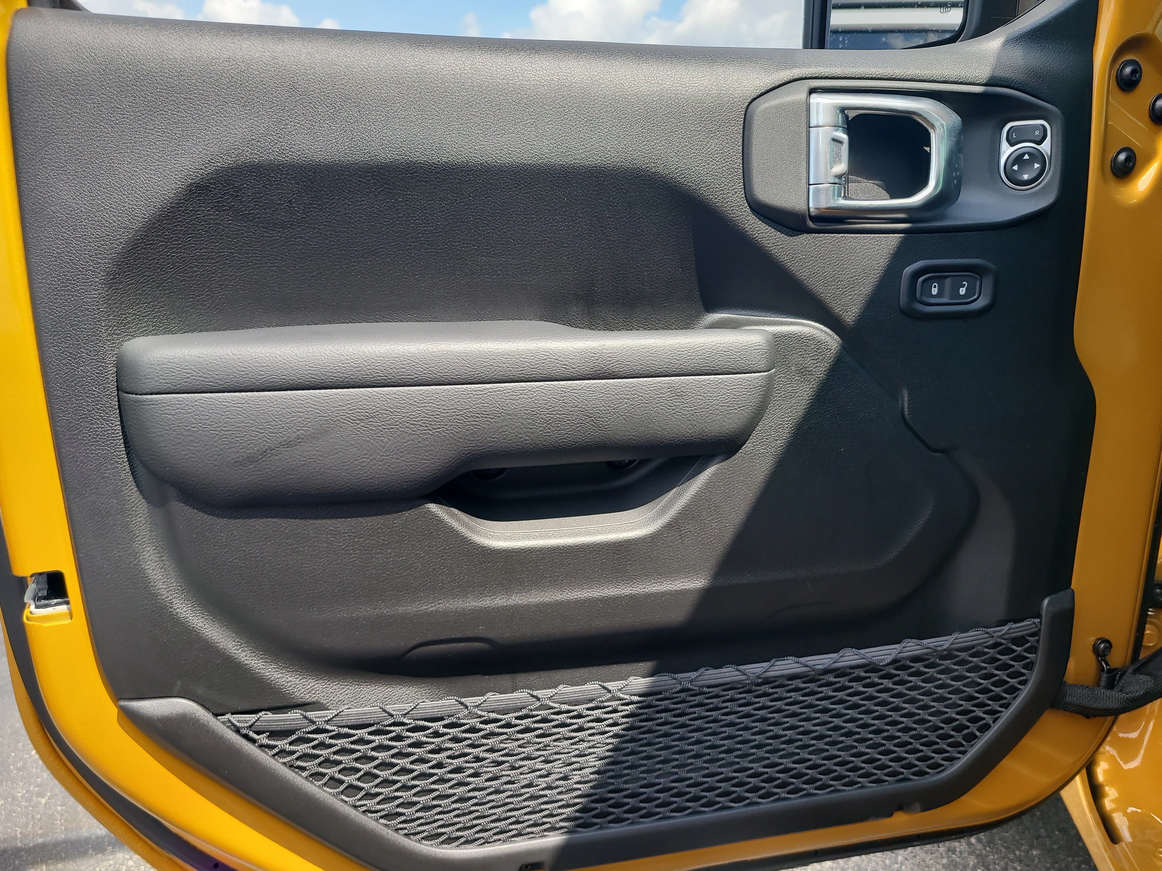 New 2026 Goldilocks Jeep Sport S image 12