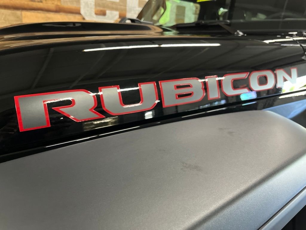 New 2026 Black Clear-Coat Exterior Paint Jeep Rubicon image 12