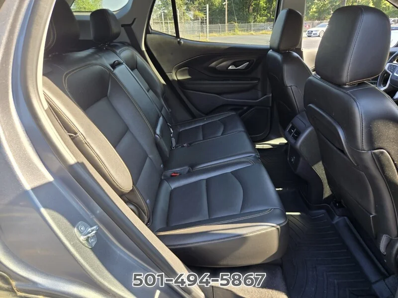 Used 2021 Steel Metallic GMC SLT image 17