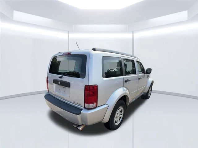 Used 2009 Silver Dodge SE image 6