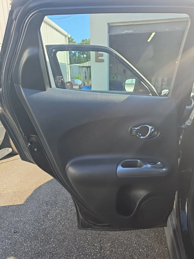 Used 2017 Black Nissan S image 14