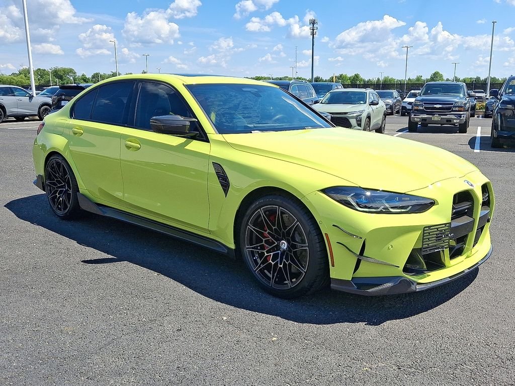 Used 2024 Sao Paulo Yellow BMW Competition image 3