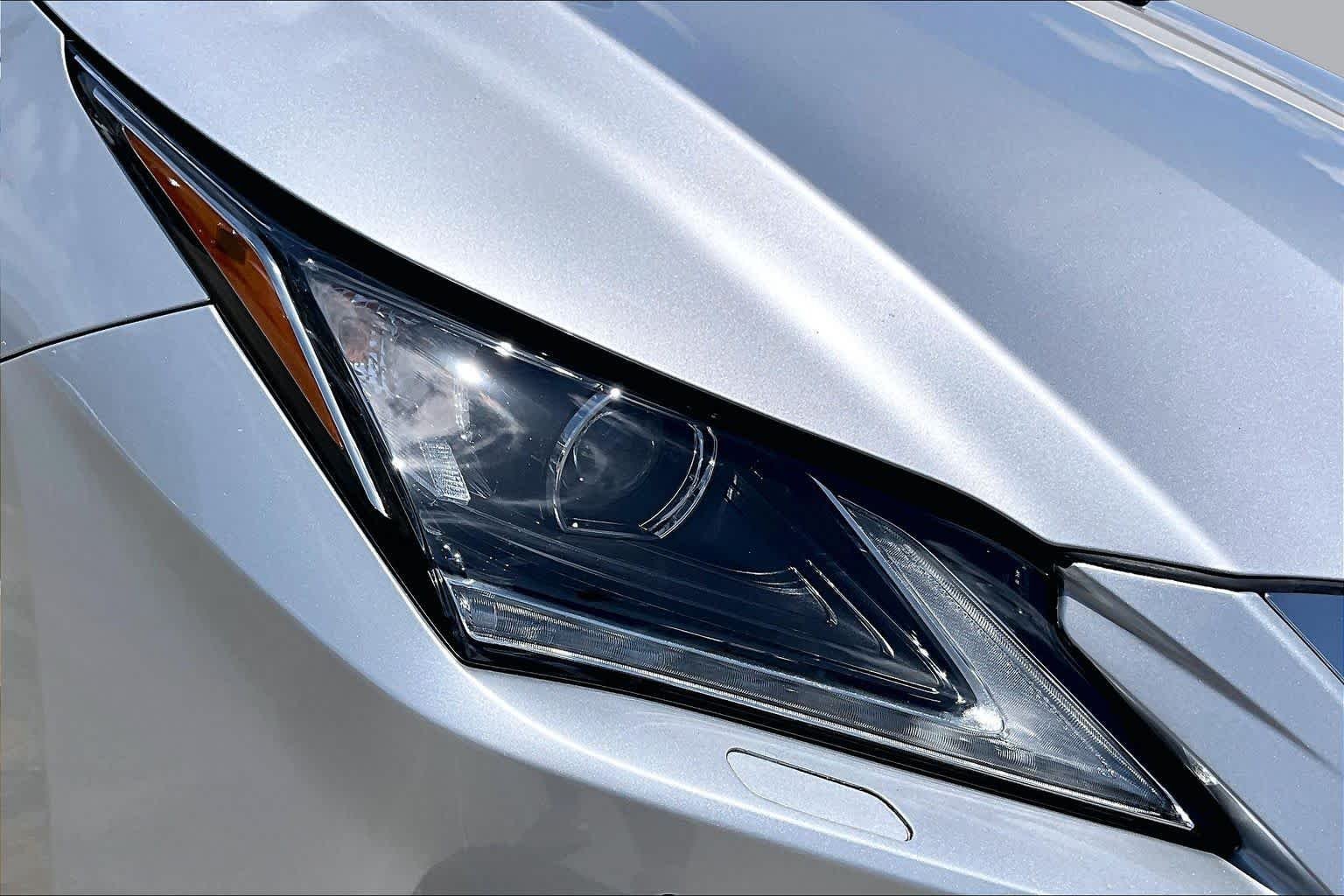 Used 2016 Silver Lining Metallic Lexus  image 26