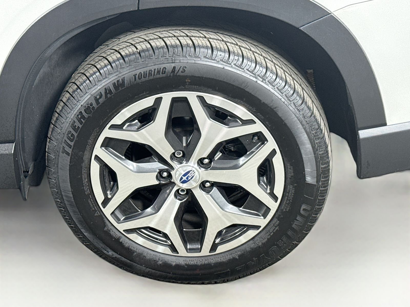 2021 Subaru Forester Premium - Photo 9