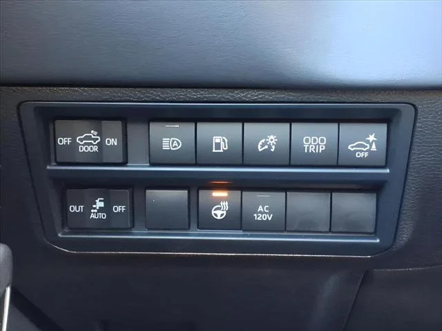 Certified Used 2026 WIND CHILL PEARL Toyota  image 18