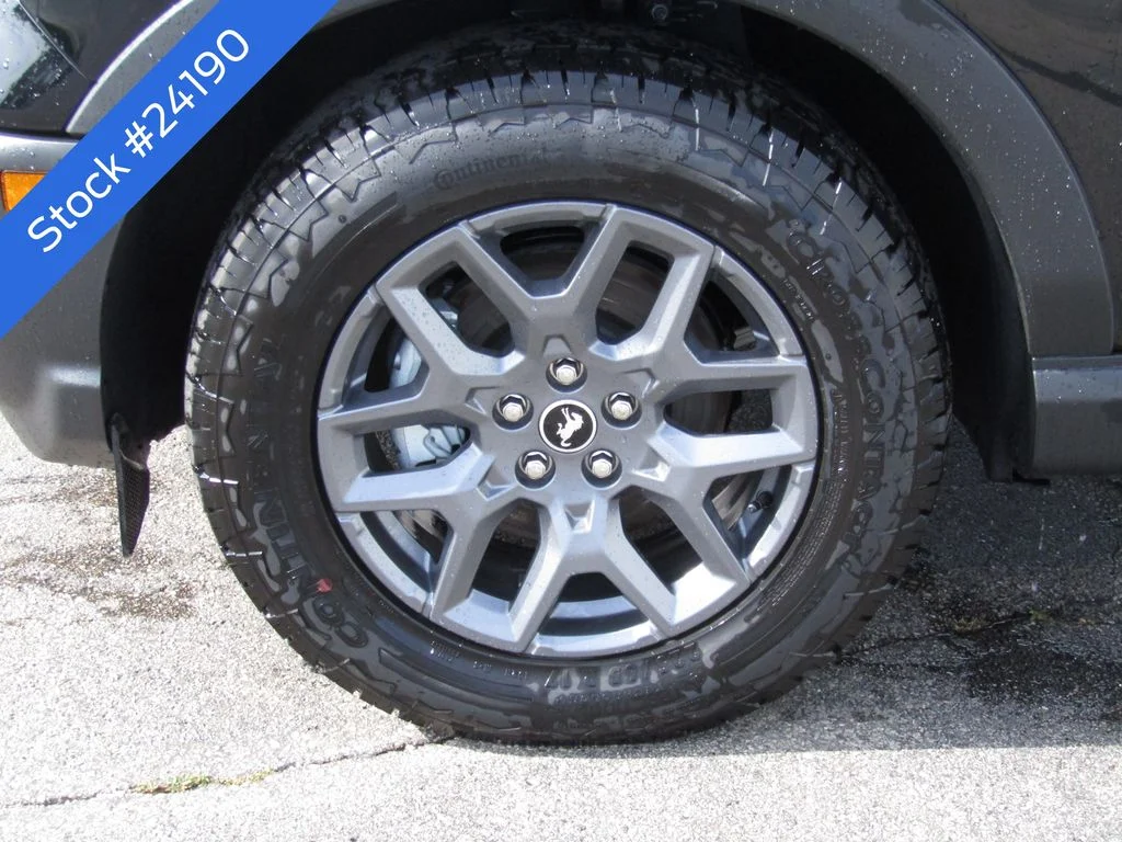 New 2025 Shadow Black Ford Big Bend® image 5