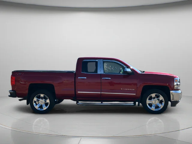 2018 Chevrolet Silverado 1500 LTZ - Photo 11