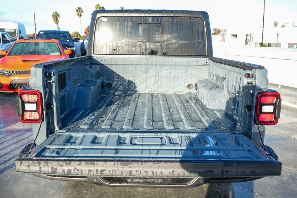 New 2026 Anvil Clearcoat Jeep Sport S image 27
