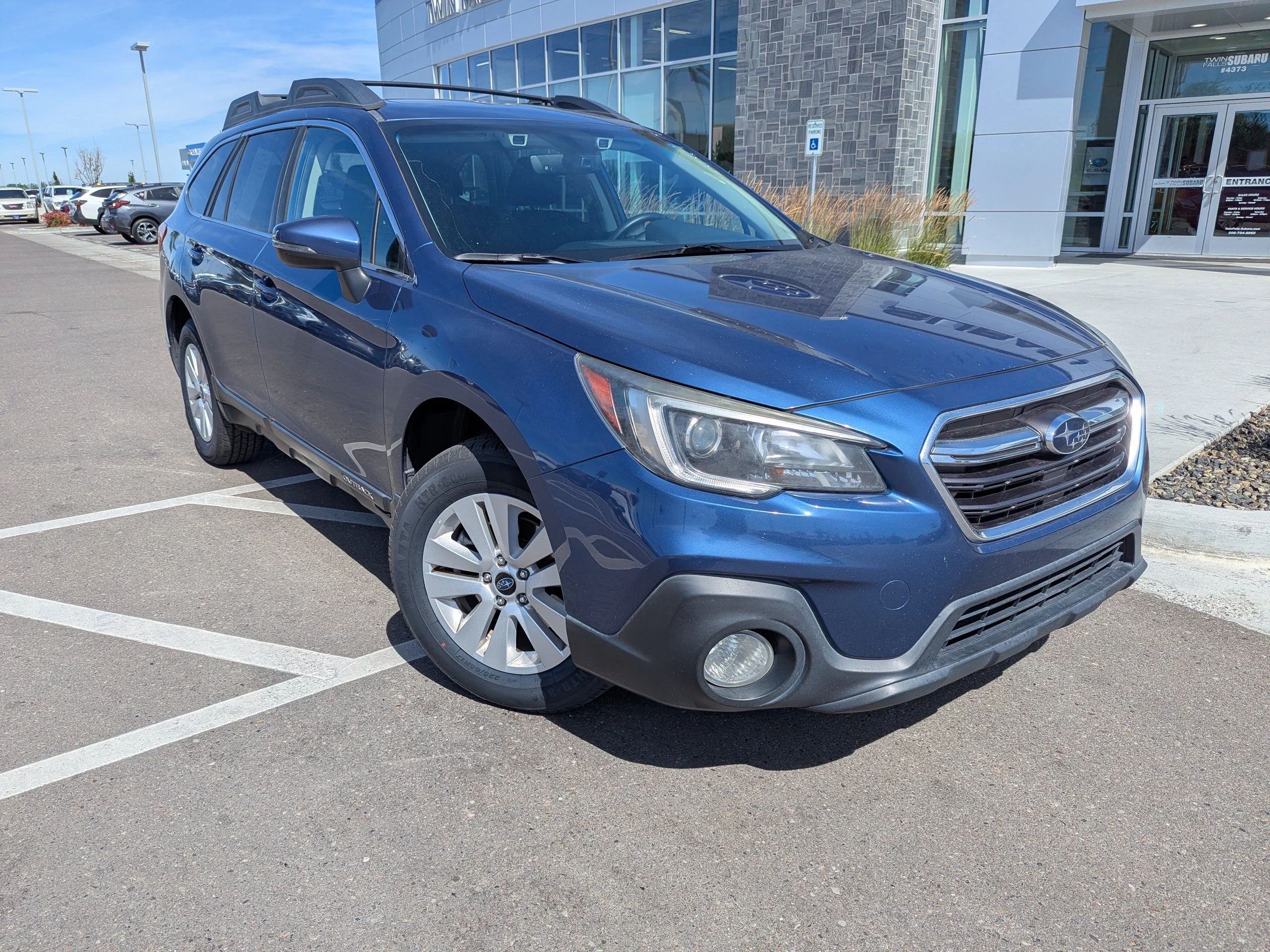Used 2019 Abyss Blue Pearl Subaru Premium image 3