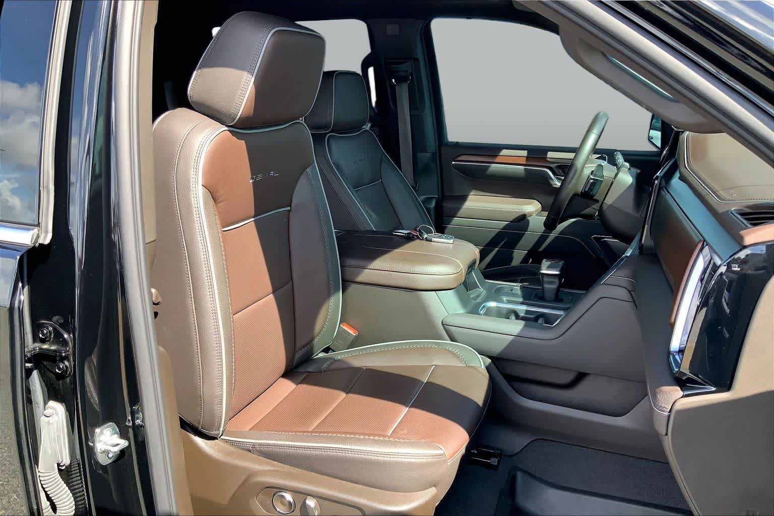 Certified Used 2026 Onyx Black GMC Denali image 9