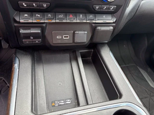 Used 2021 IRIDESCENT PEARL TRICOAT Chevrolet High Country image 38