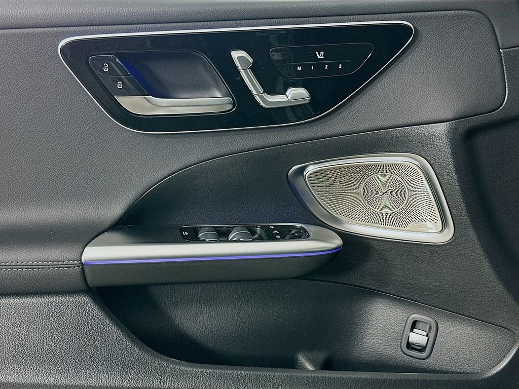 New 2026 Selenite Grey Metallic Mercedes-Benz C 300 image 17
