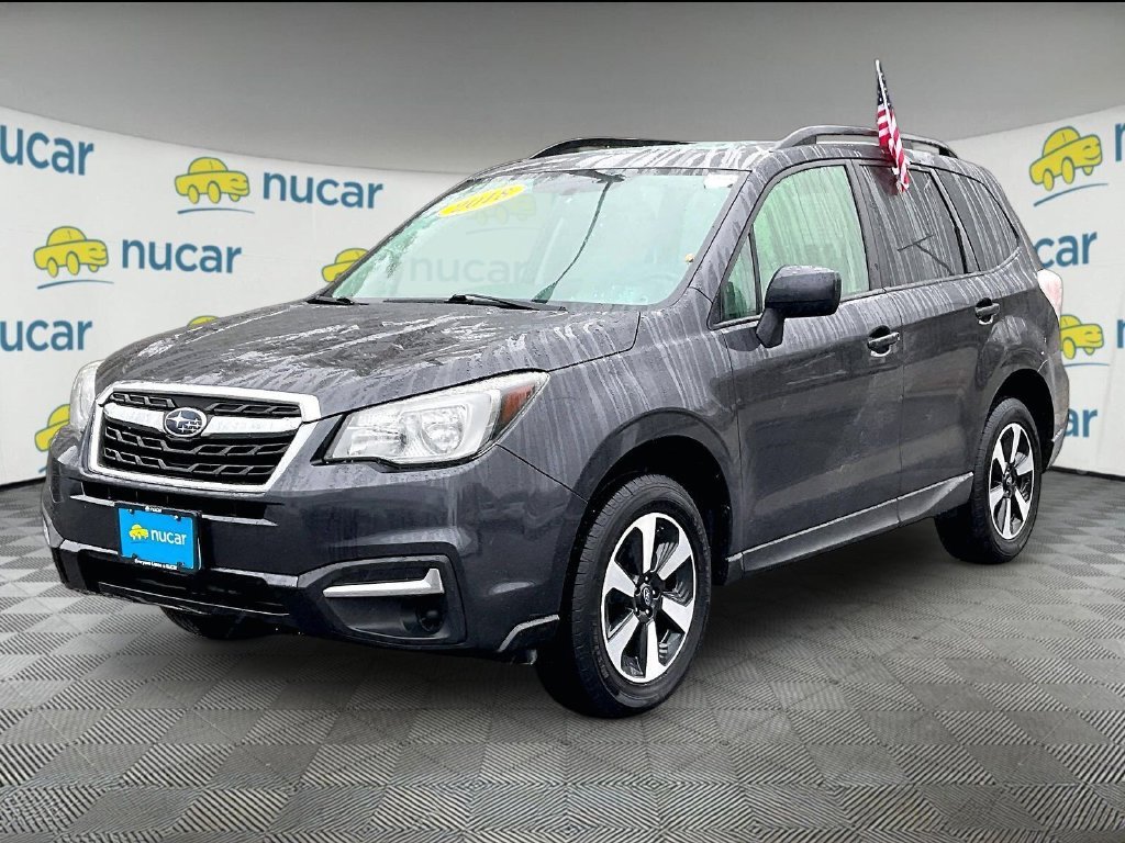 Used 2018 Gray Subaru 2.5i Premium image 3