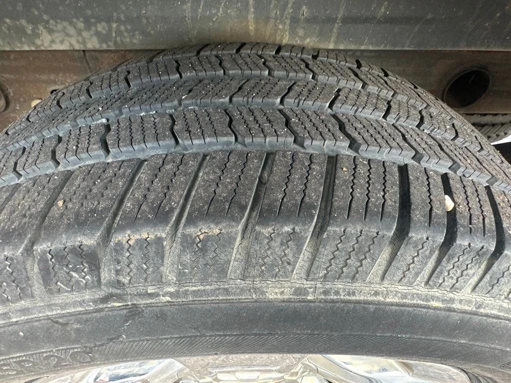 Used 2004 Dark Gray Metallic Chevrolet LS image 13