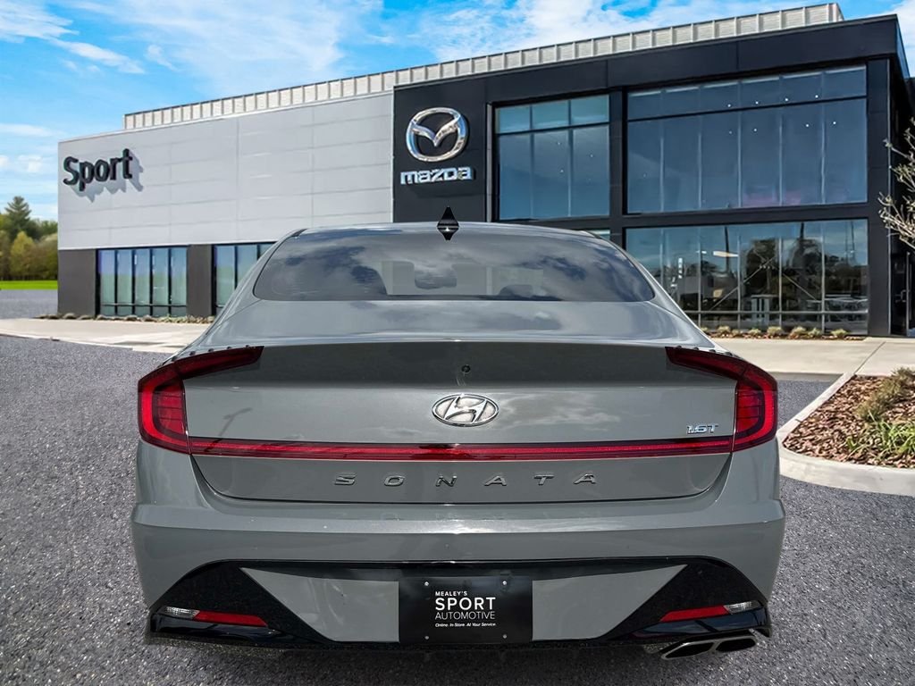 Used 2020 Gray Hyundai SEL Plus image 5