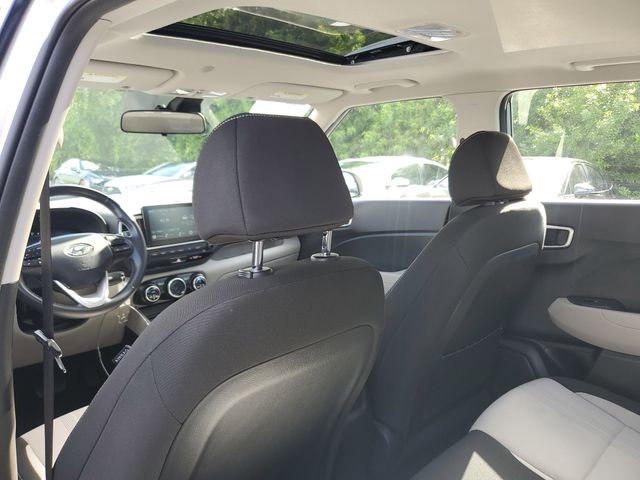 2023 Hyundai Venue SEL - Photo 25