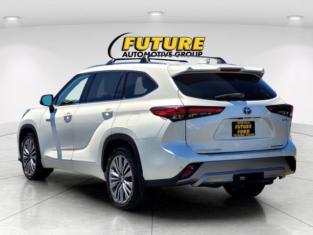 Used 2021 White Toyota Platinum image 6