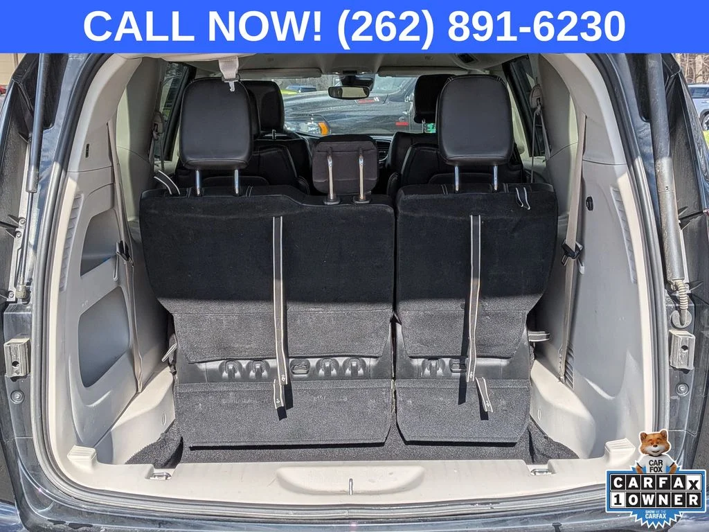 Used 2024 Black Chrysler Touring L image 25