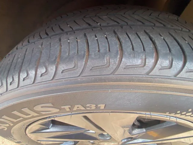 Used 2022 Black Hyundai SEL image 5