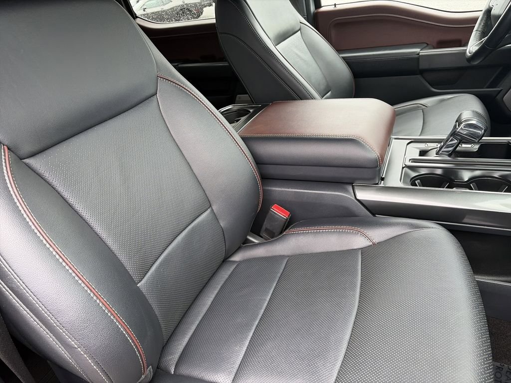 Used 2022 Silver Ford Lariat image 36