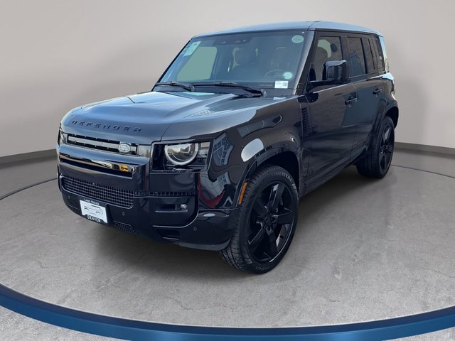 2026 Land Rover Defender 110 V8