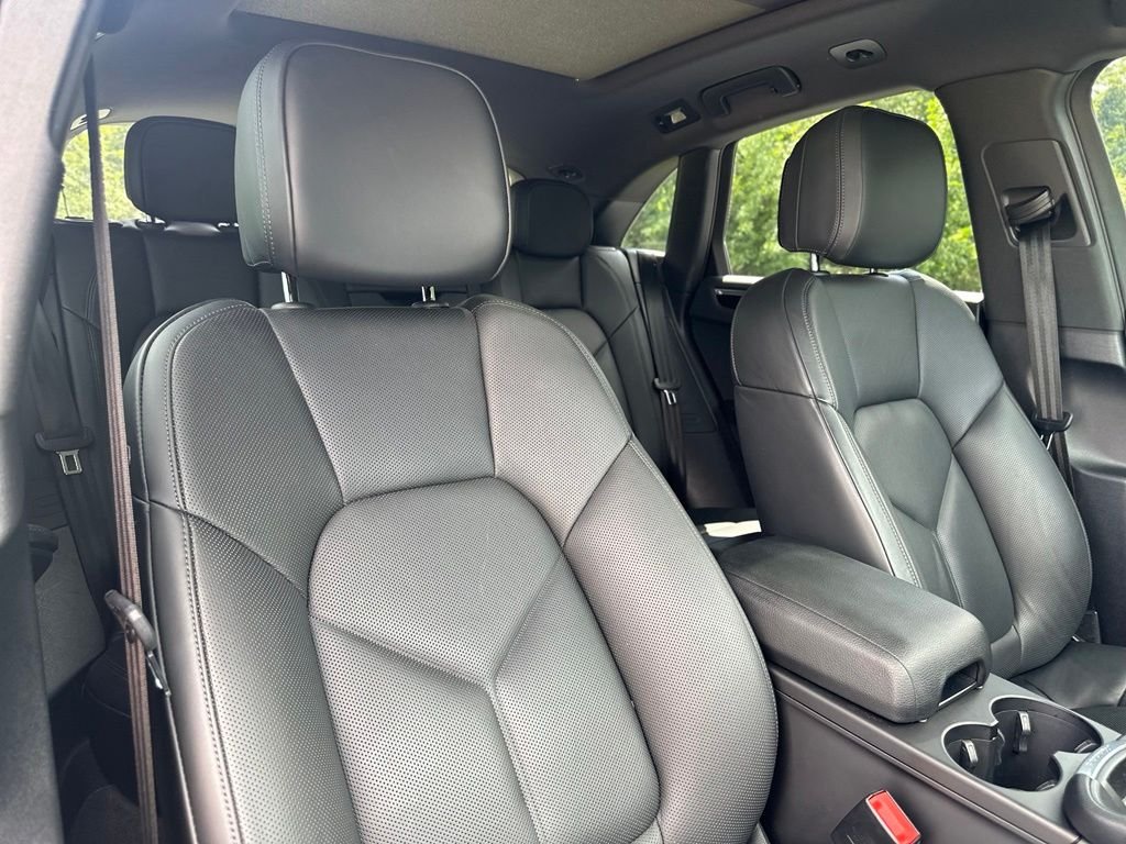 Used 2023 Grey Porsche Base image 23