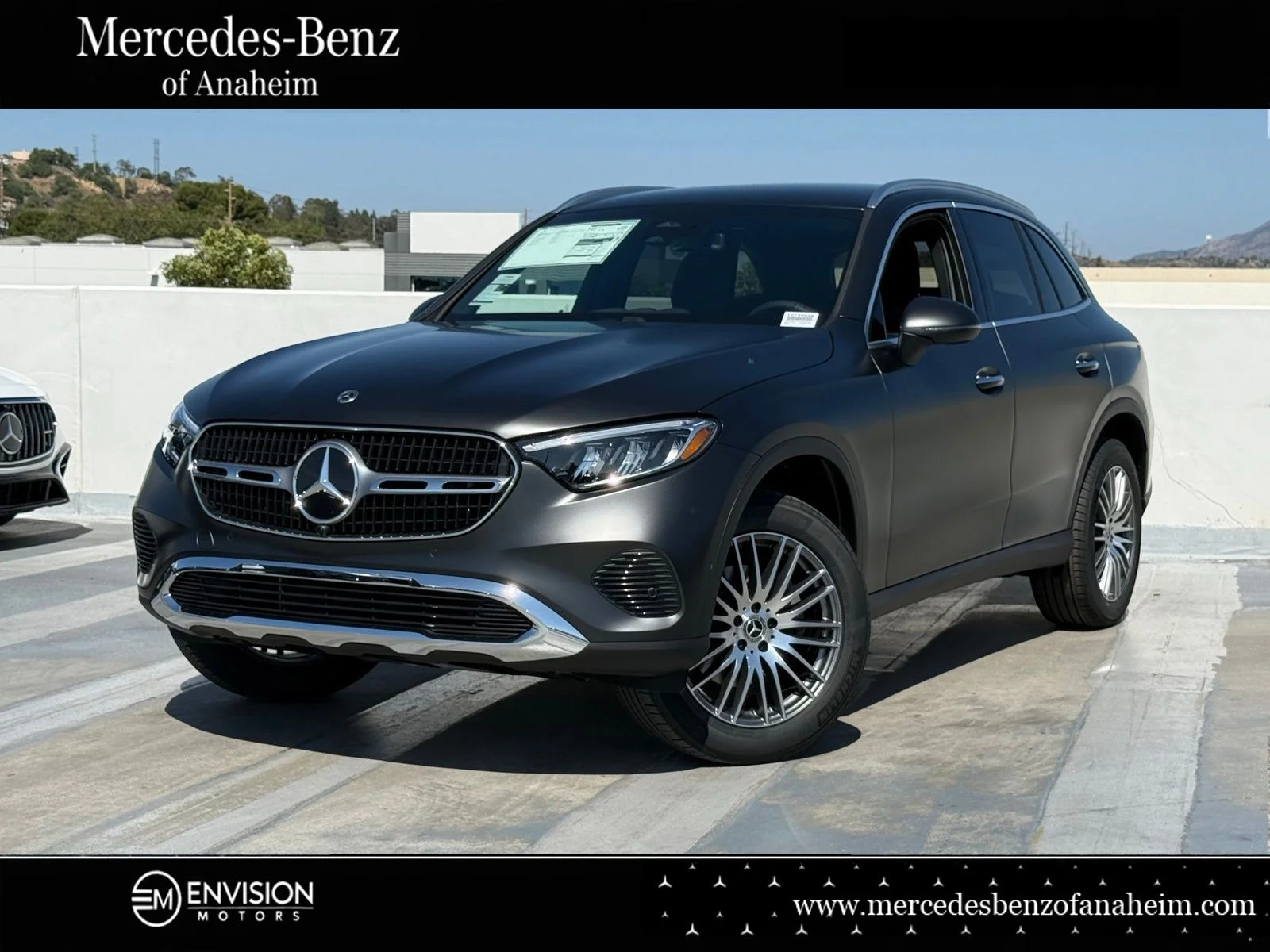 2026 Mercedes-Benz GLC GLC 300's photo