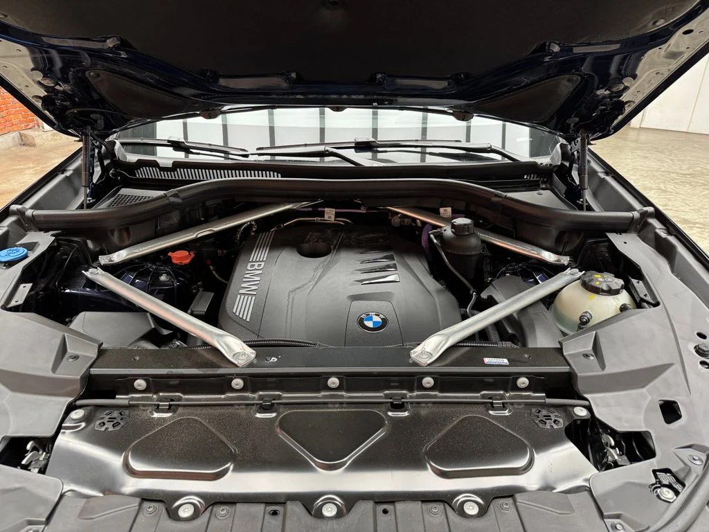 Used 2026 Blue BMW xDrive40i image 26