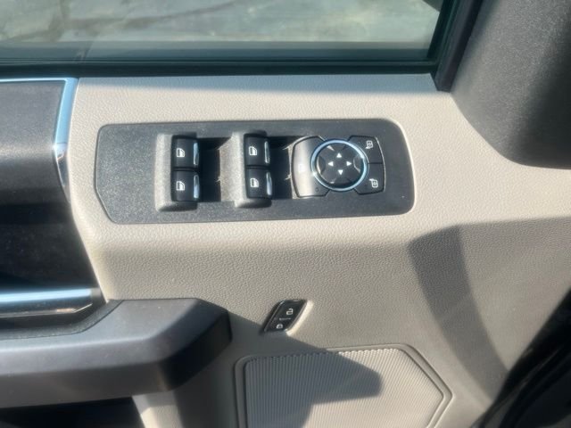 Used 2018 Magma Red Ford XLT image 9