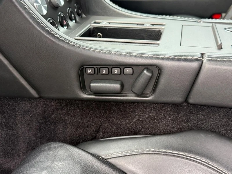 Used 2008 Silver Aston Martin Base image 16