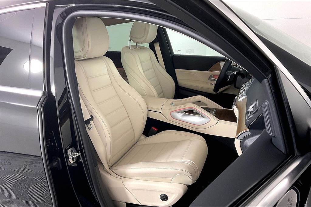 Used 2026 Black Mercedes-Benz GLE 450 Coupe image 7