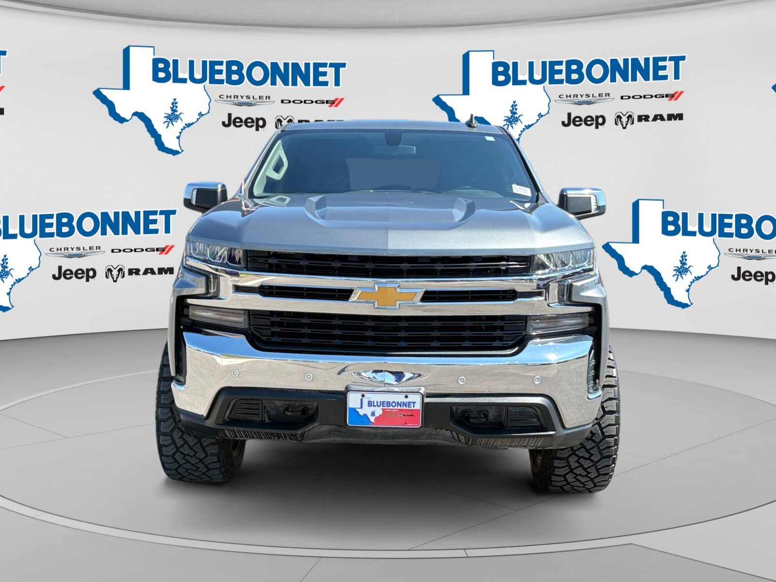 Used 2020 Satin Steel Metallic Chevrolet LT image 2