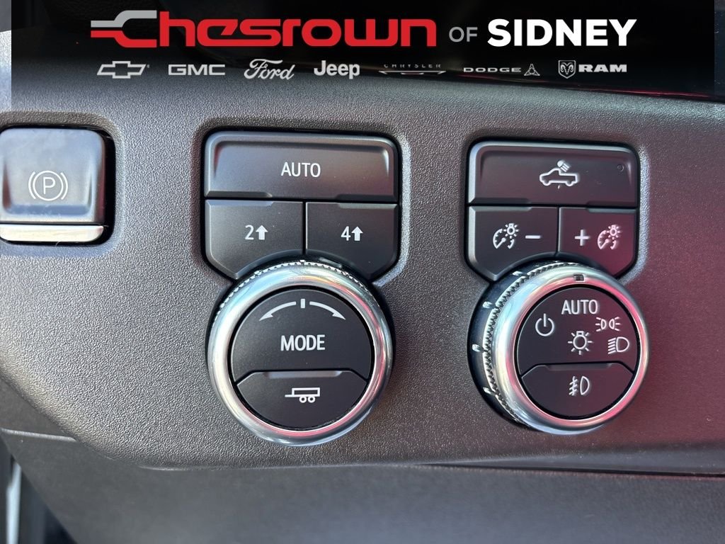Used 2023 Summit White GMC Elevation image 15