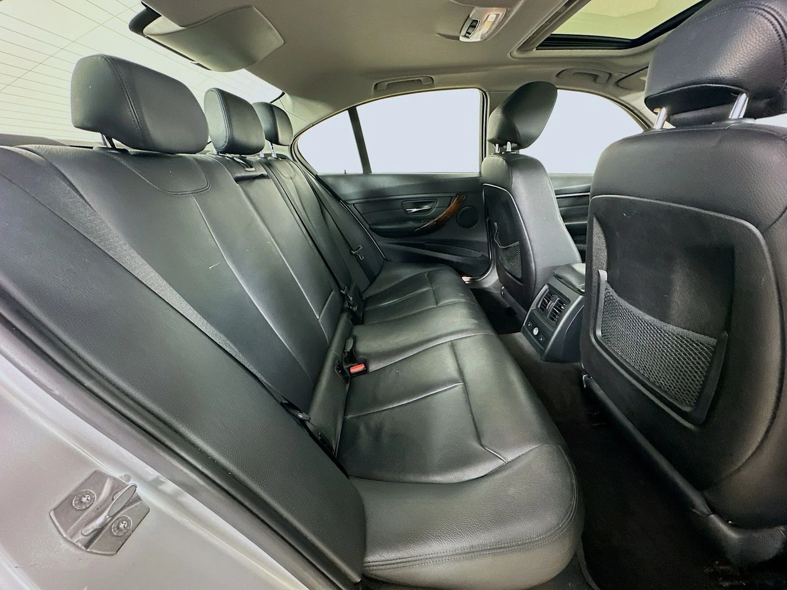 Used 2014 Silver BMW  image 39