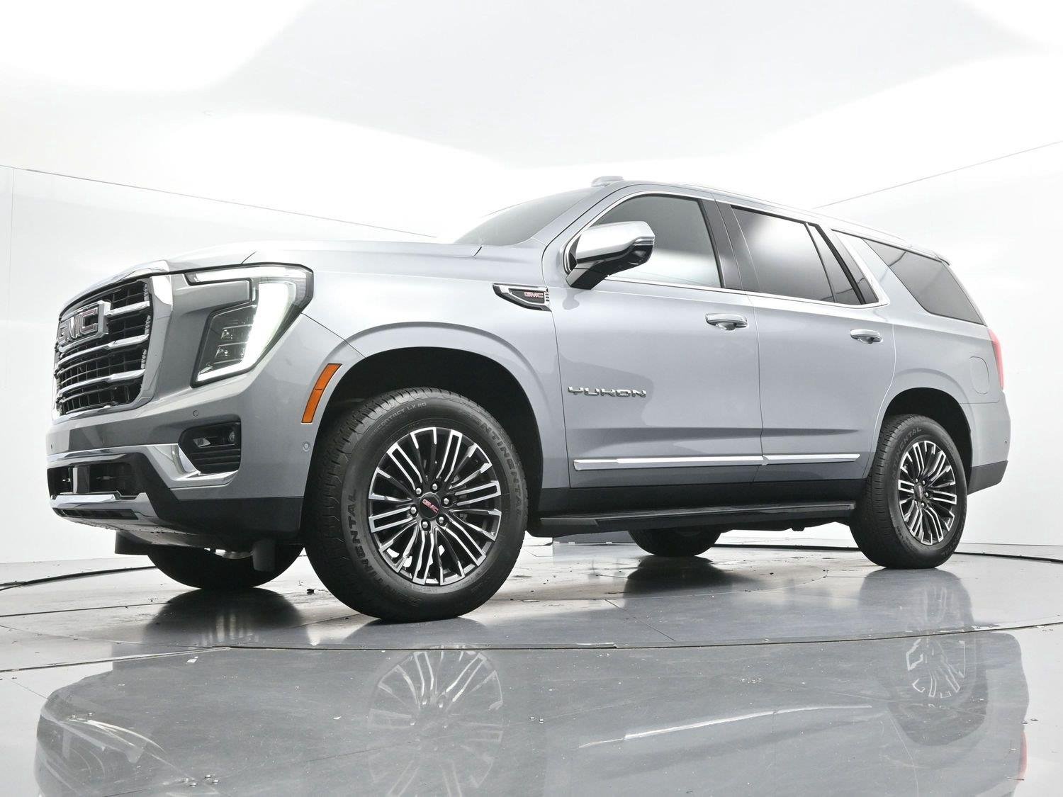 Used 2025 Sterling Metallic GMC Elevation image 44